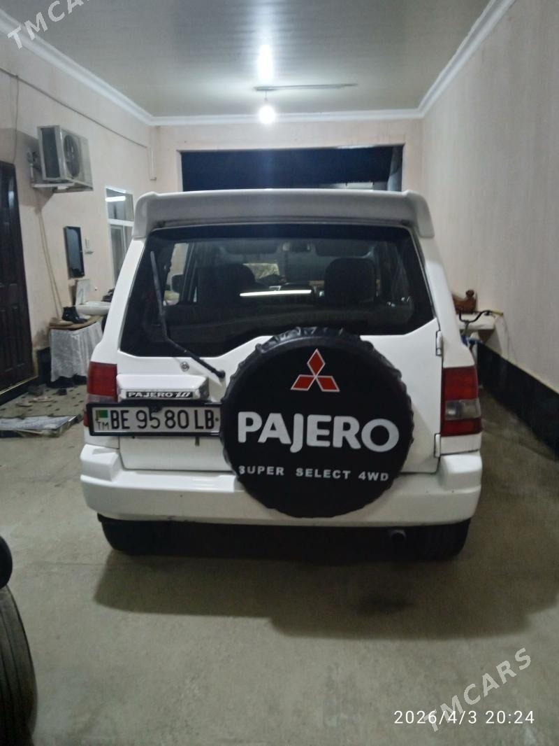 Mitsubishi Pajero 2000 - 120 000 TMT - Туркменабат - img 1