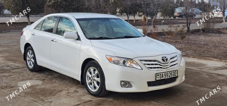 Toyota Camry 2010 - 236 000 TMT - Кёнеургенч - img 1