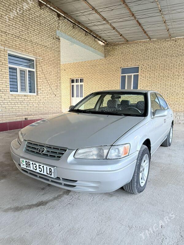 Toyota Camry 1997 - 145 000 TMT - Dänew - img 1
