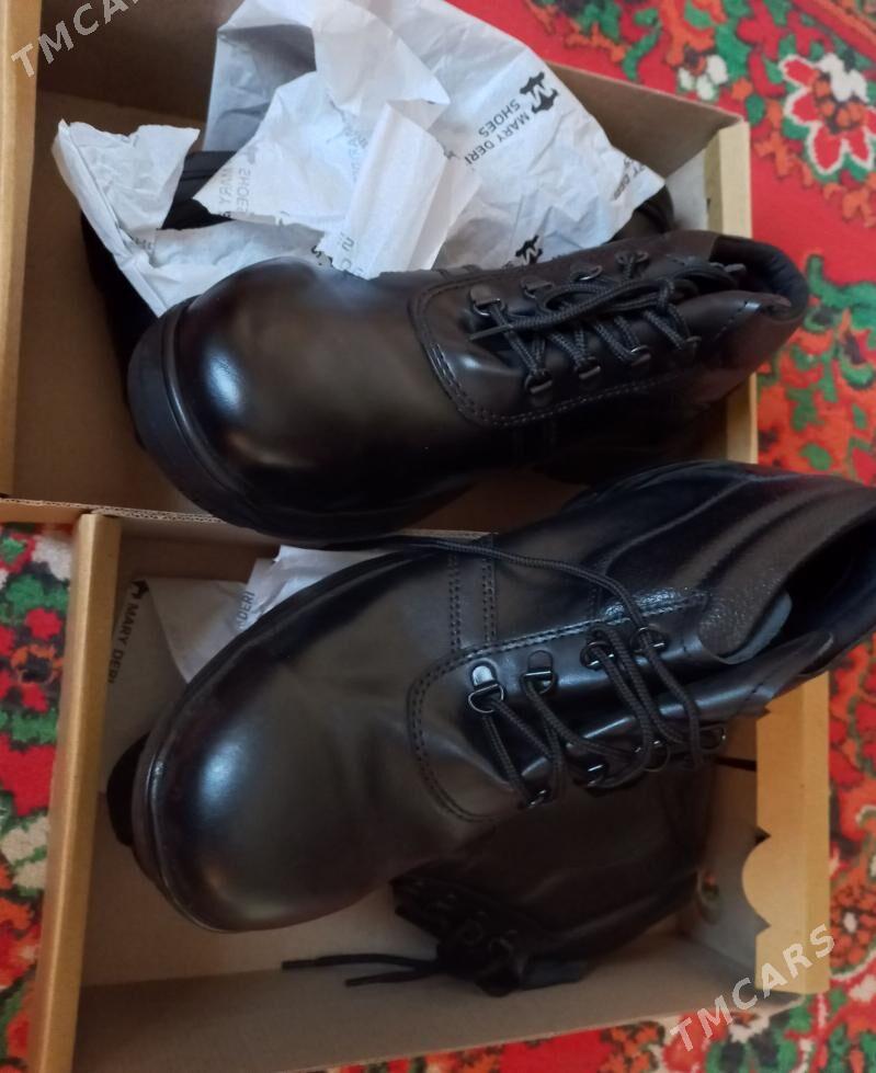 iş kövüş - Mary - img 1