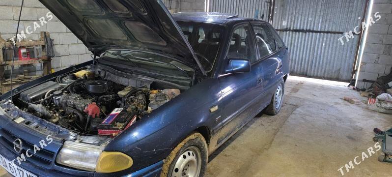 Opel Astra 1993 - 33 000 TMT - Murgap - img 1
