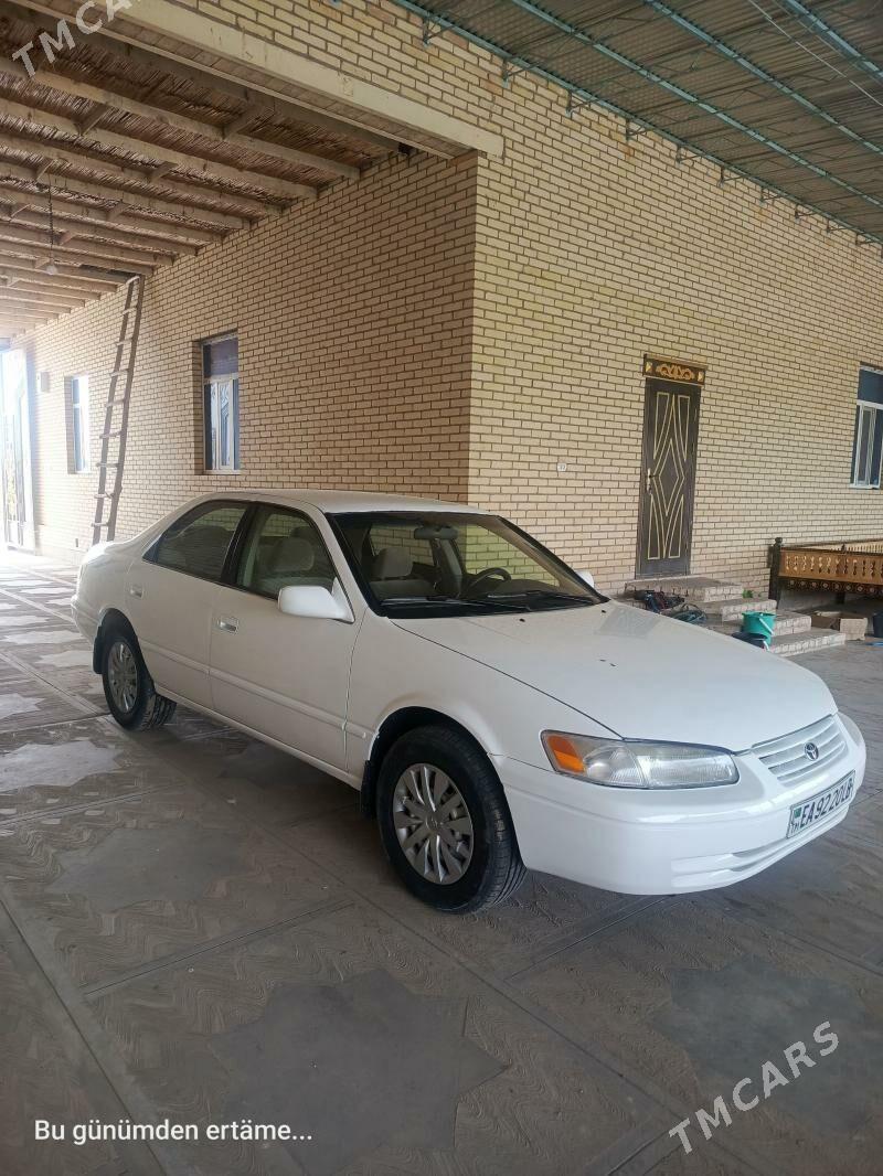Toyota Camry 1999 - 112 000 TMT - Халач - img 1