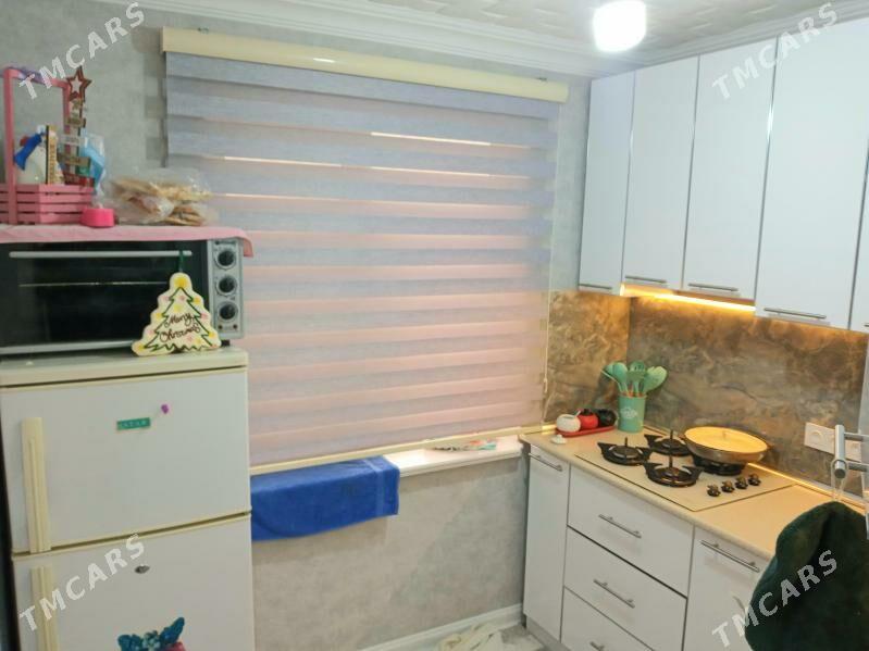 Центральный мкр 3-х комнатная - Туркменабат - img 1