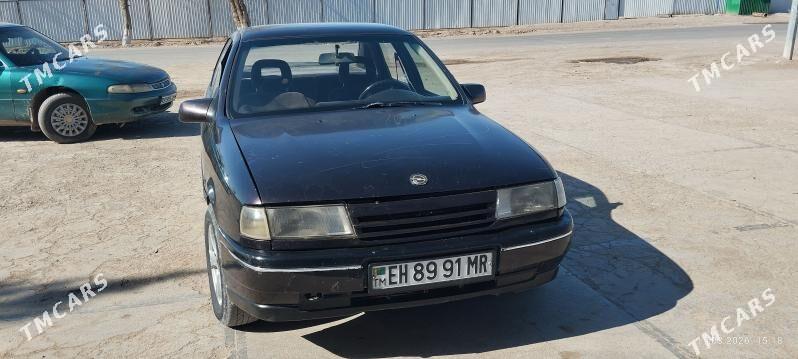Opel Vectra 1992 - 33 000 TMT - Sakarçäge - img 1
