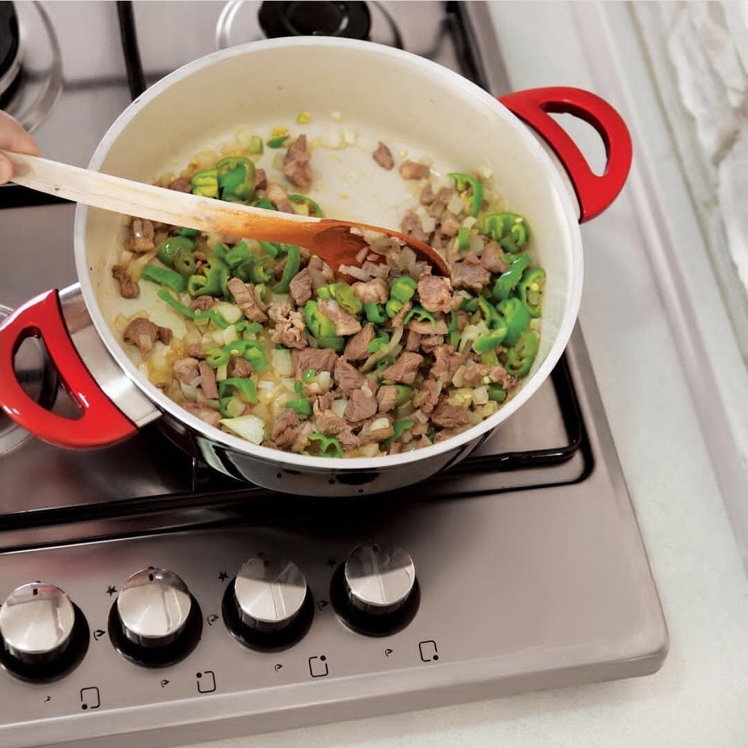 GAZLAR TÄZE MEBELDE GOŸULŸANÇY - Гуртли - img 1