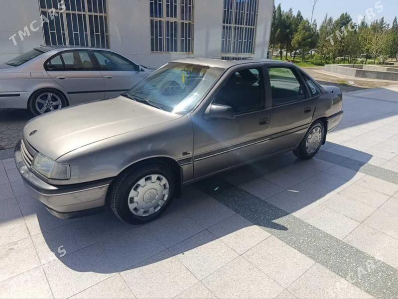 Opel Vectra 1990 - 45 000 TMT - Мары - img 1