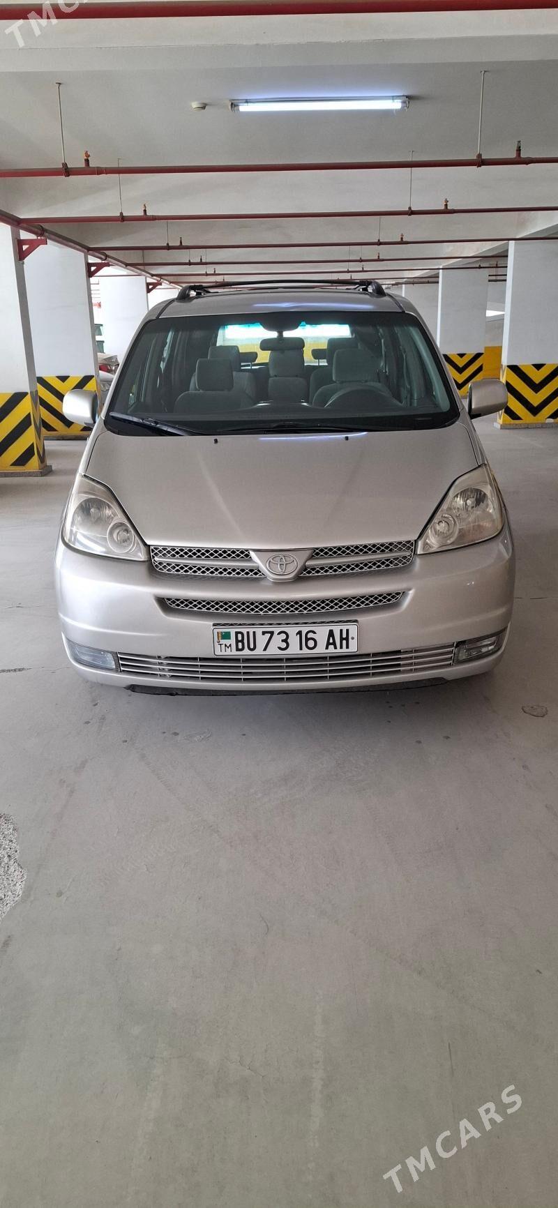 Toyota Sienna 2004 - 245 000 TMT - 11 мкр - img 1