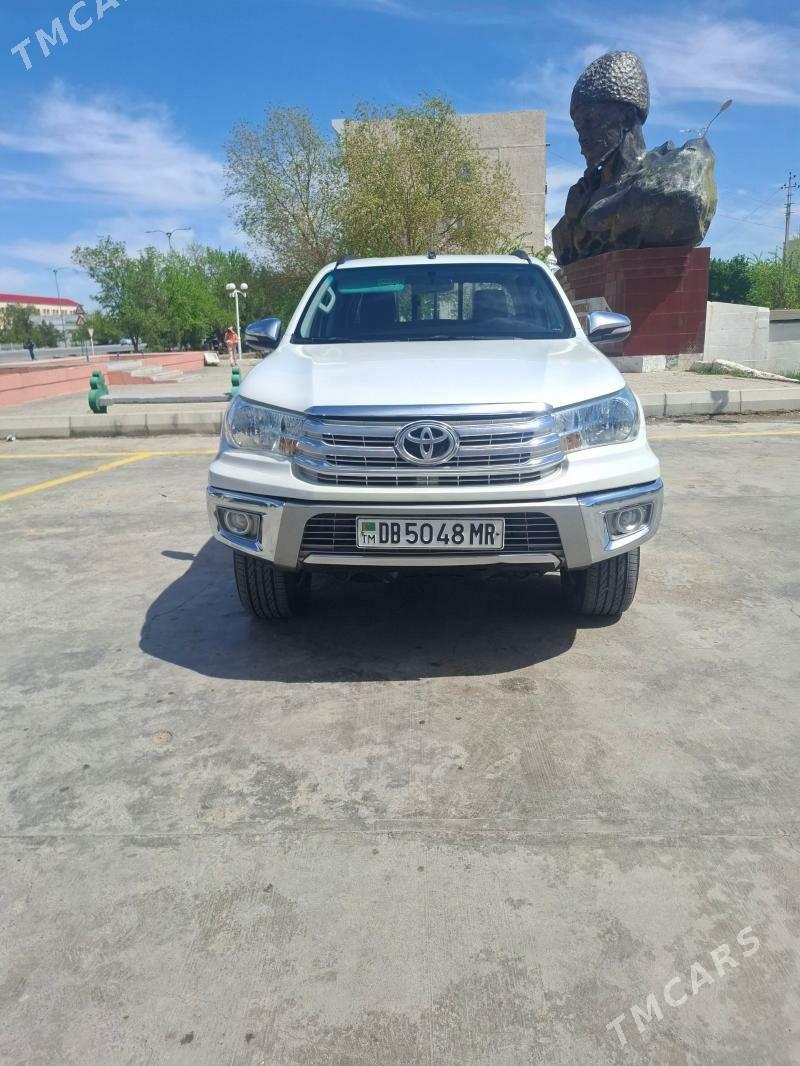 Toyota Hilux 2016 - 520 000 TMT - Шатлык - img 1
