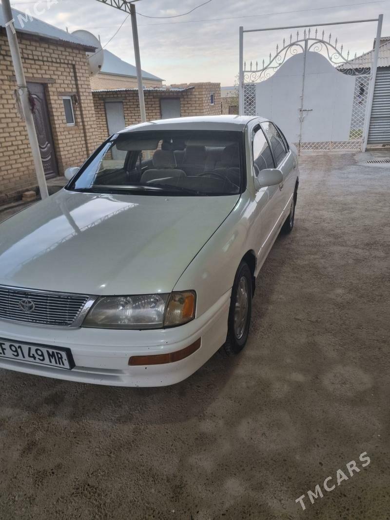 Toyota Avalon 1997 - 110 000 TMT - Мары - img 1