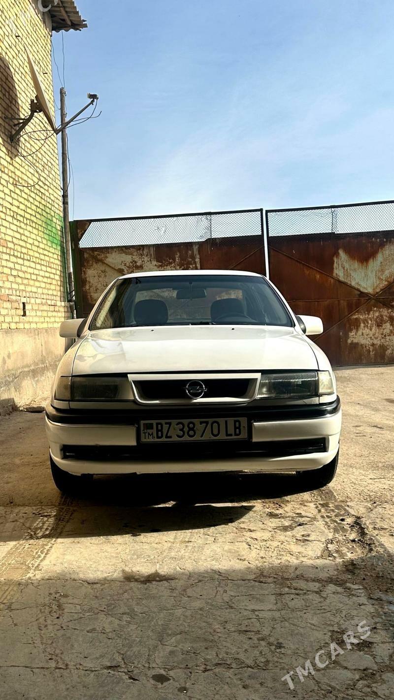 Opel Vectra 1992 - 46 000 TMT - Çärjew - img 1