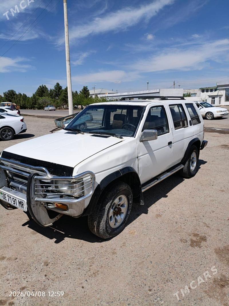 Nissan Pathfinder 1996 - 30 000 TMT - Mary - img 1