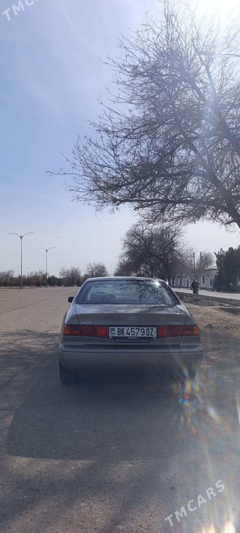 Toyota Camry 2000 - 147 000 TMT - Daşoguz - img 1