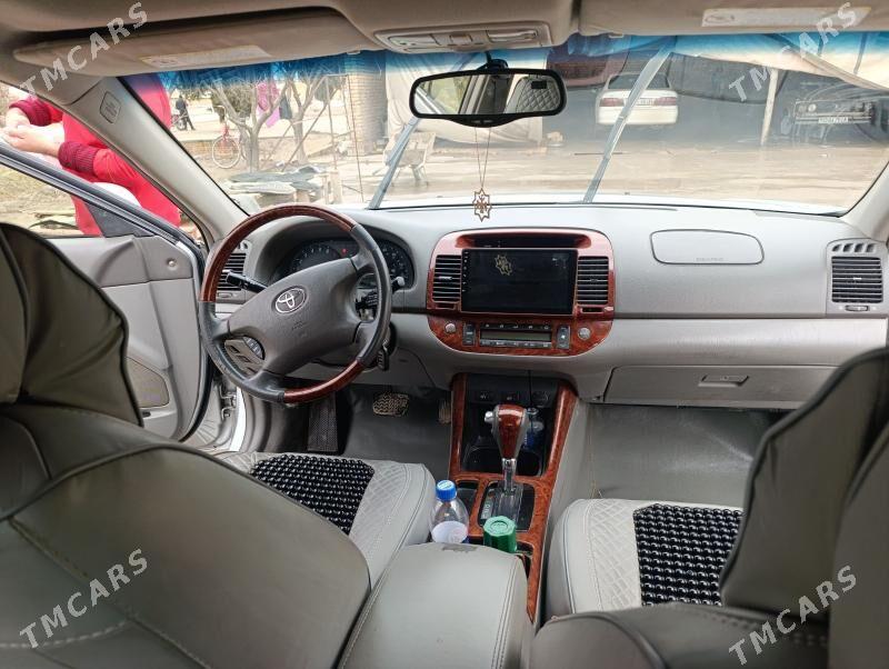 Toyota Camry 2002 - 206 000 TMT - Халач - img 1