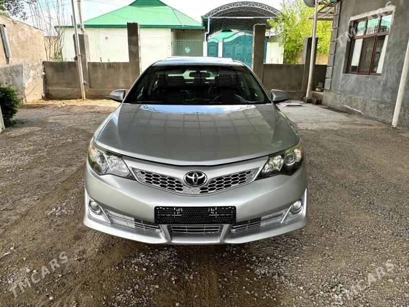 Toyota Camry 2012 - 360 000 TMT - Багир - img 1