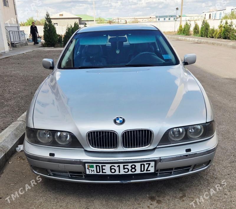 BMW E39 1998 - 100 000 TMT - Дашогуз - img 1