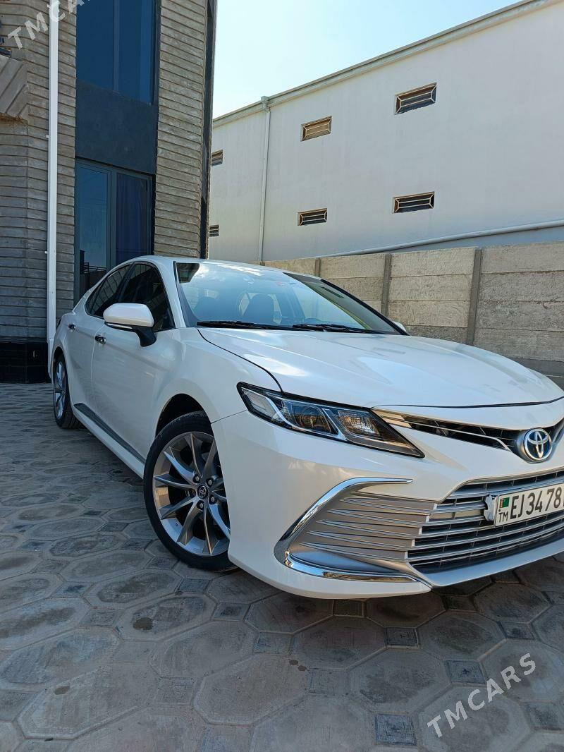 Toyota Camry 2021 - 240 000 TMT - Байрамали - img 1