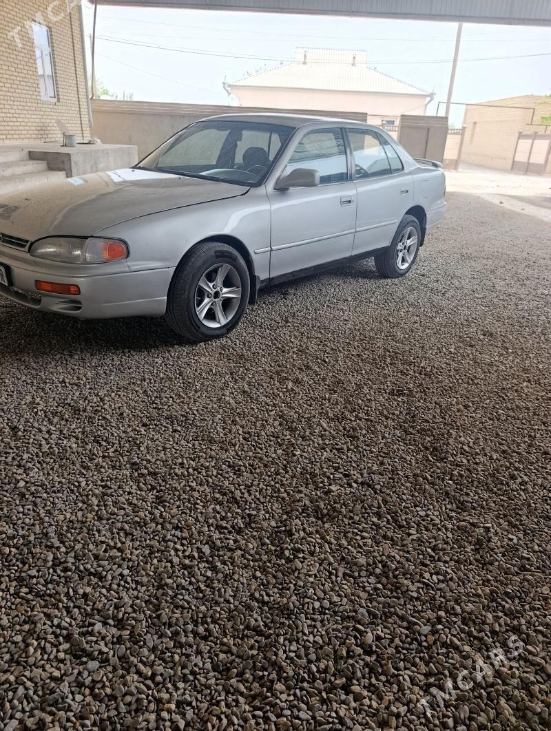 Toyota Camry 1995 - 93 000 TMT - Mary - img 1
