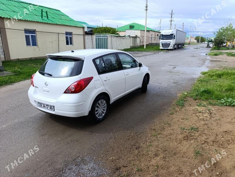 Nissan Versa 2009 - 134 000 TMT - Кёпетдаг шаёлы - img 1