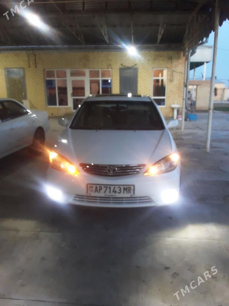 Toyota Camry 2002 - 180 000 TMT - Мары - img 1