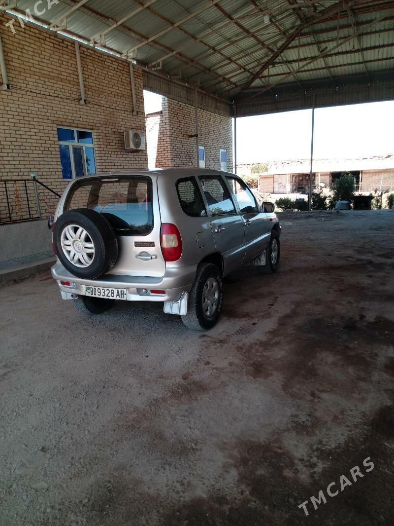 Lada Niva 2005 - 80 000 TMT - Tejen - img 1