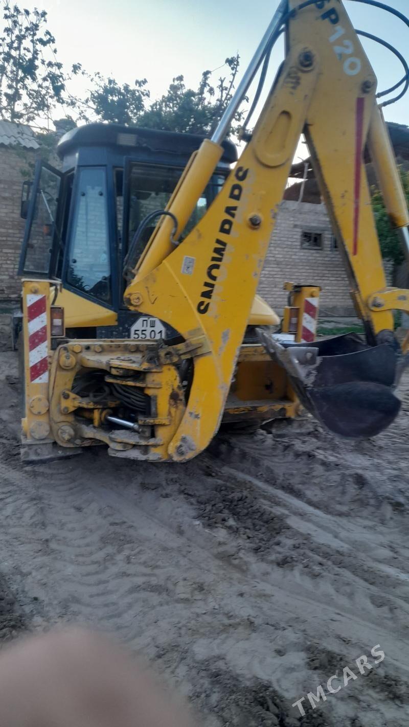 JCB 3CX ECO 2013 - 300 000 TMT - Çärjew - img 1