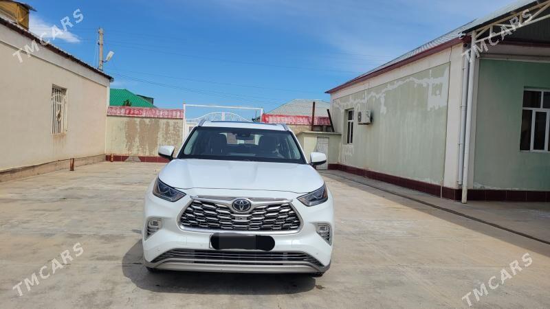 Toyota Highlander 2022 - 770 000 TMT - Sarahs - img 1