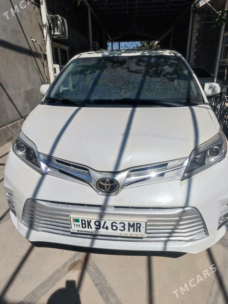 Toyota Sienna 2019 - 450 000 TMT - Мары - img 1