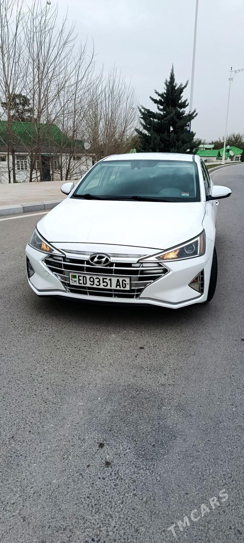 Hyundai Elantra 2020 - 220 000 TMT - Кëши - img 1