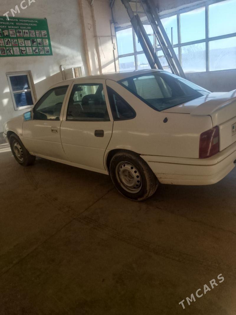 Opel Vectra 1992 - 43 000 TMT - Дашогуз - img 1