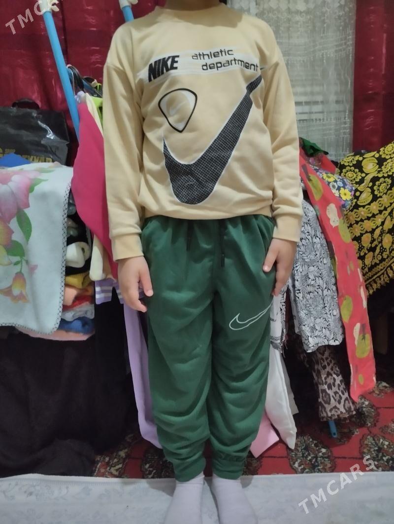 kamplekt - Podwoýski köç. (Bitarap Türkmenistan şaýoly) - img 1