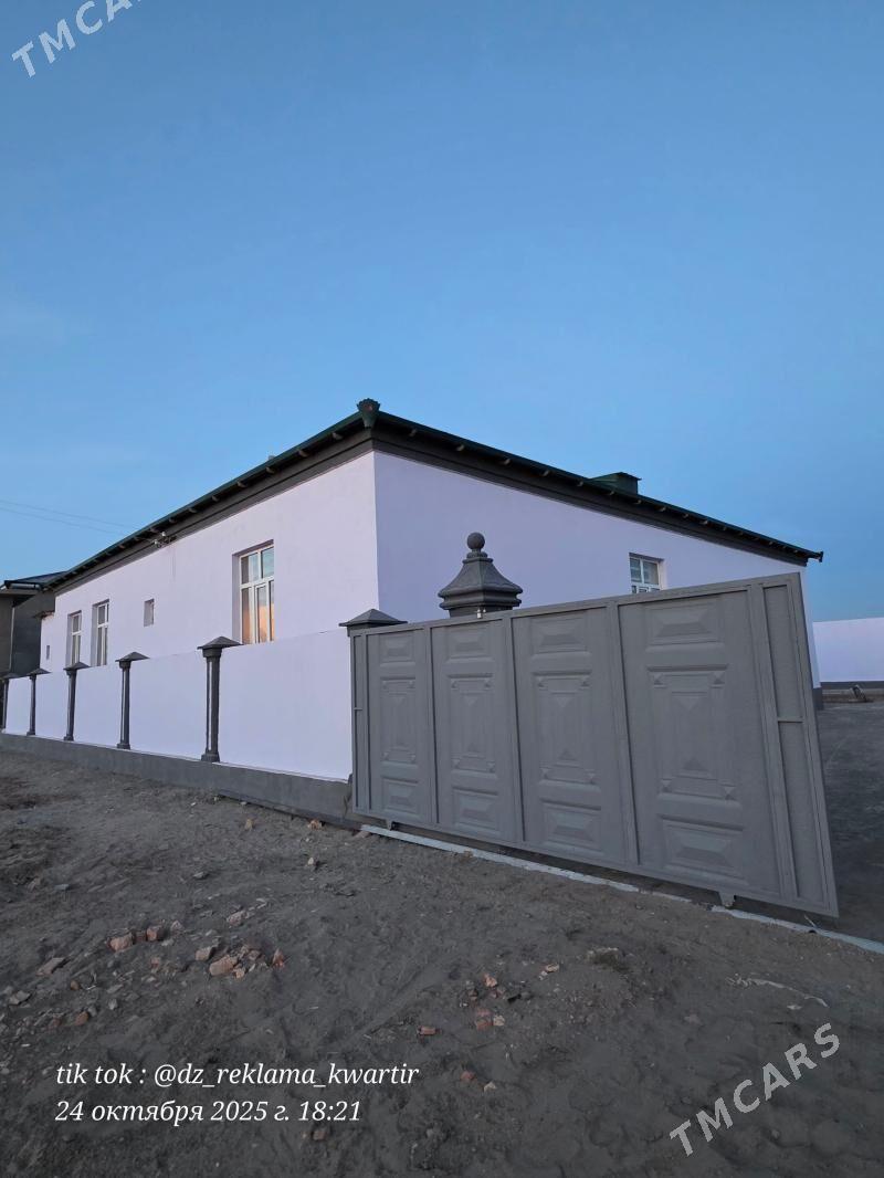 ️30ýyllyk Gülistan 2nji köçe - Дашогуз - img 1