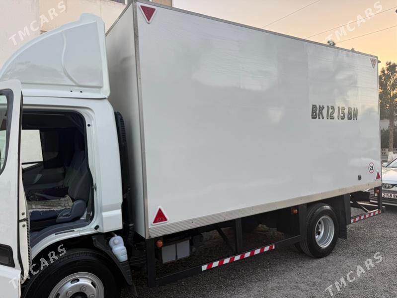 Mitsubishi Fuso 2015 - 390 000 TMT - Балканабат - img 1