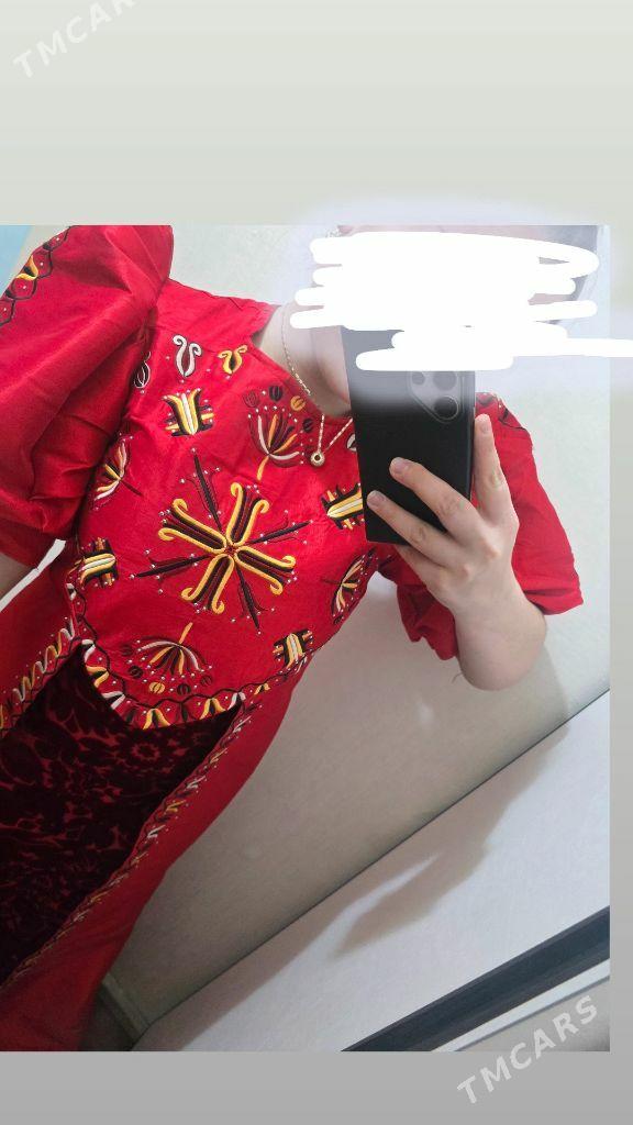 Swarowski gaşly köýnek - Гаудан "В" - img 1