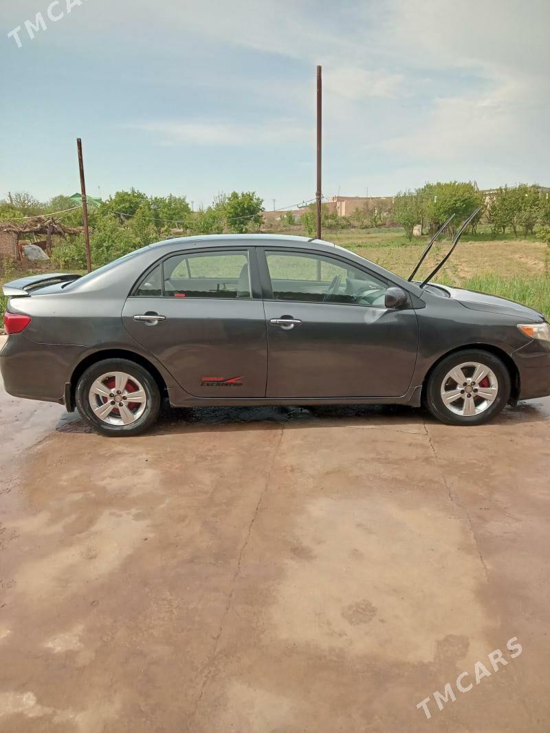 Toyota Corolla 2010 - 155 000 TMT - Чарджоу - img 1