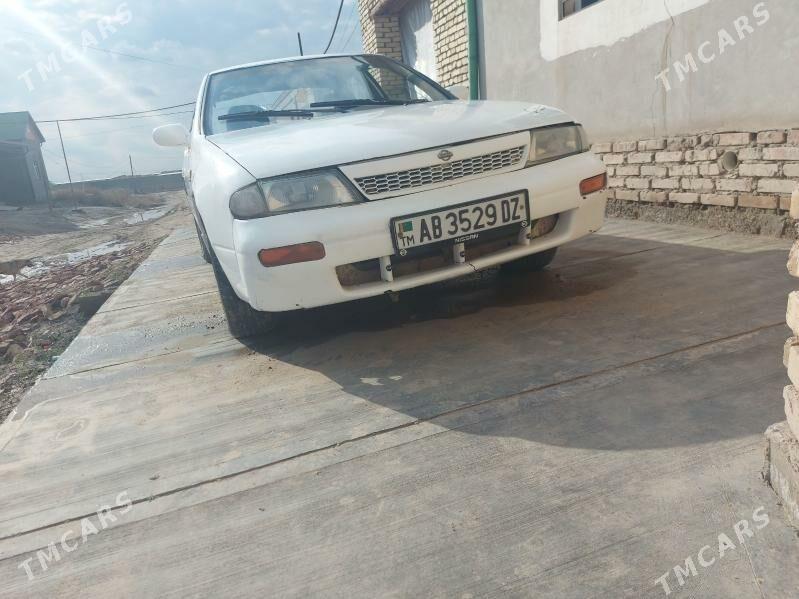 Nissan Altima 1994 - 55 000 TMT - Şabat etr. - img 1