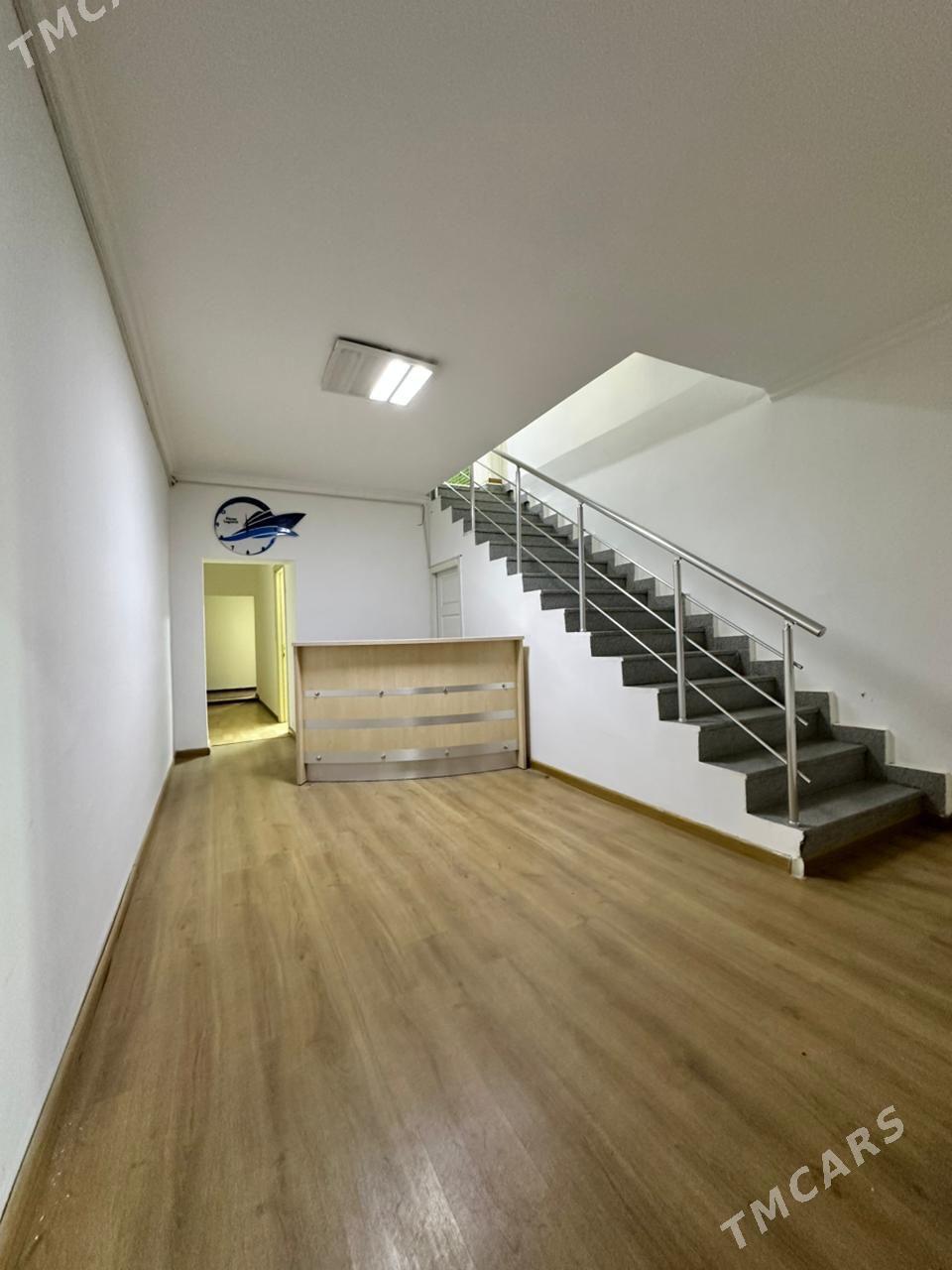 Arenda Pomişenýa 250m² 7komnat - Aşgabat - img 1