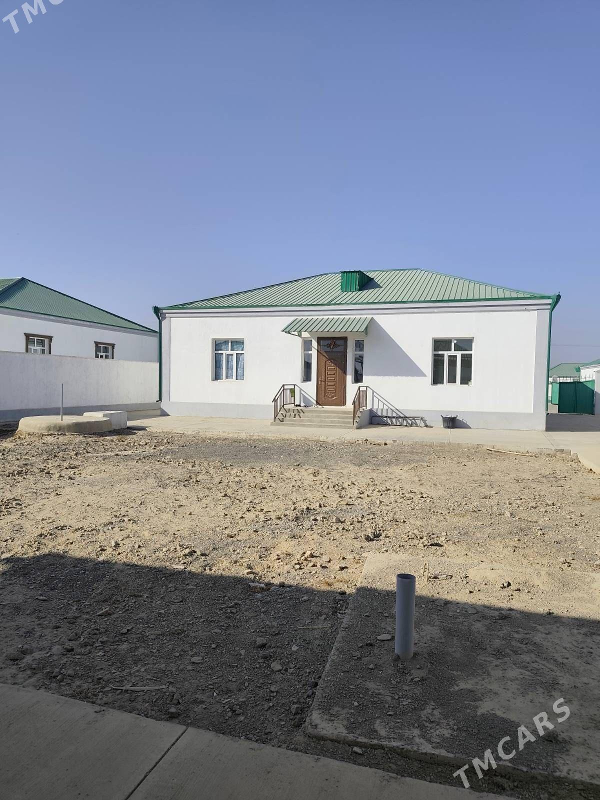 BAHERDEN IPOTEKA - Bäherden - img 1