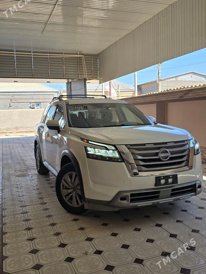 Nissan Pathfinder 2022 - 400 000 TMT - Мары - img 1