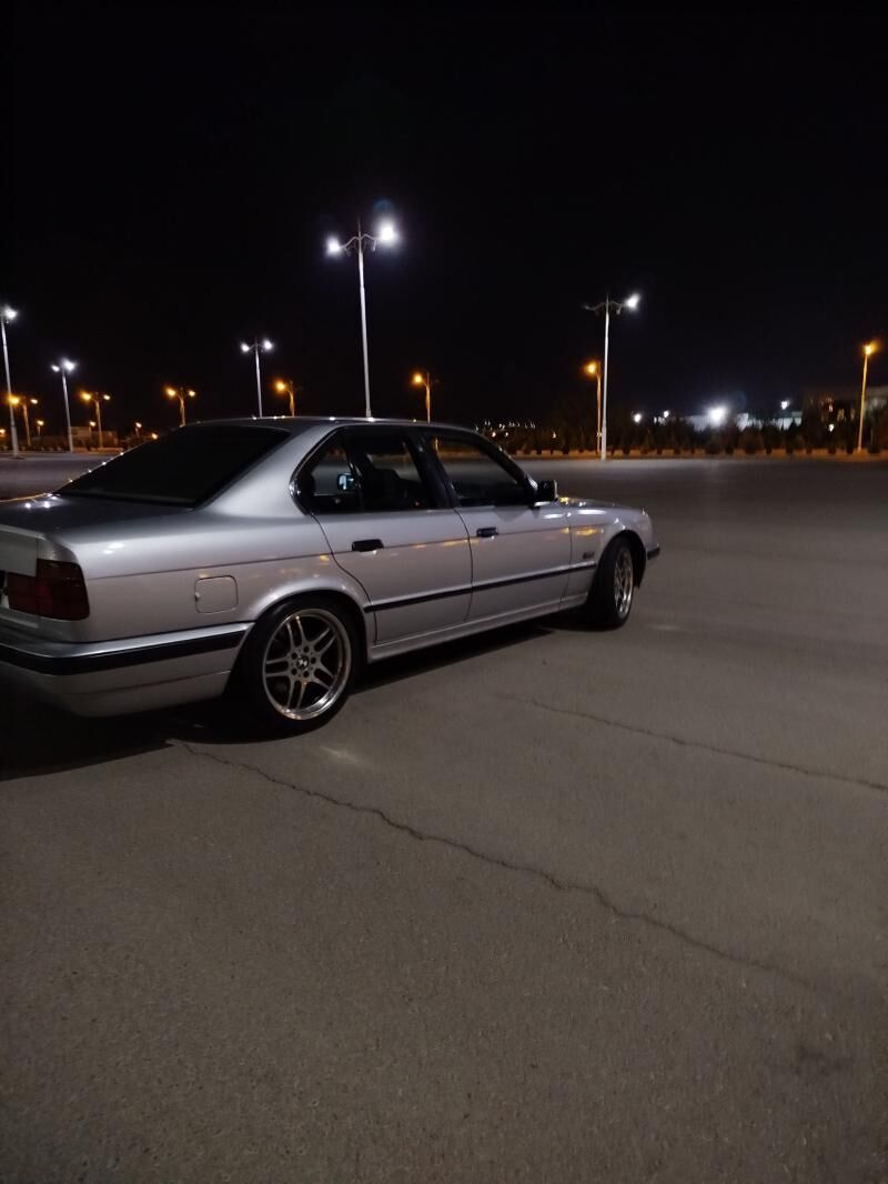 18 lik m diska 10 000 TMT - Balkanabat - img 1