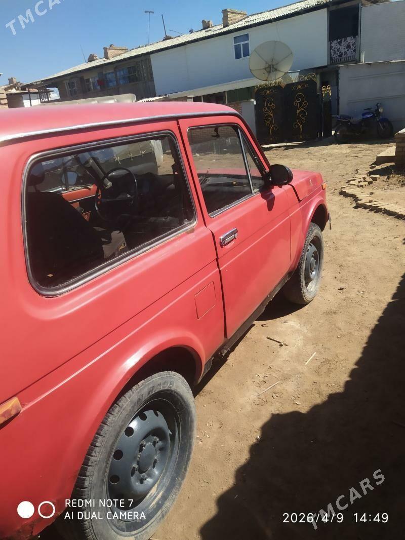 Lada Niva 1980 - 22 000 TMT - Garagum etraby - img 1