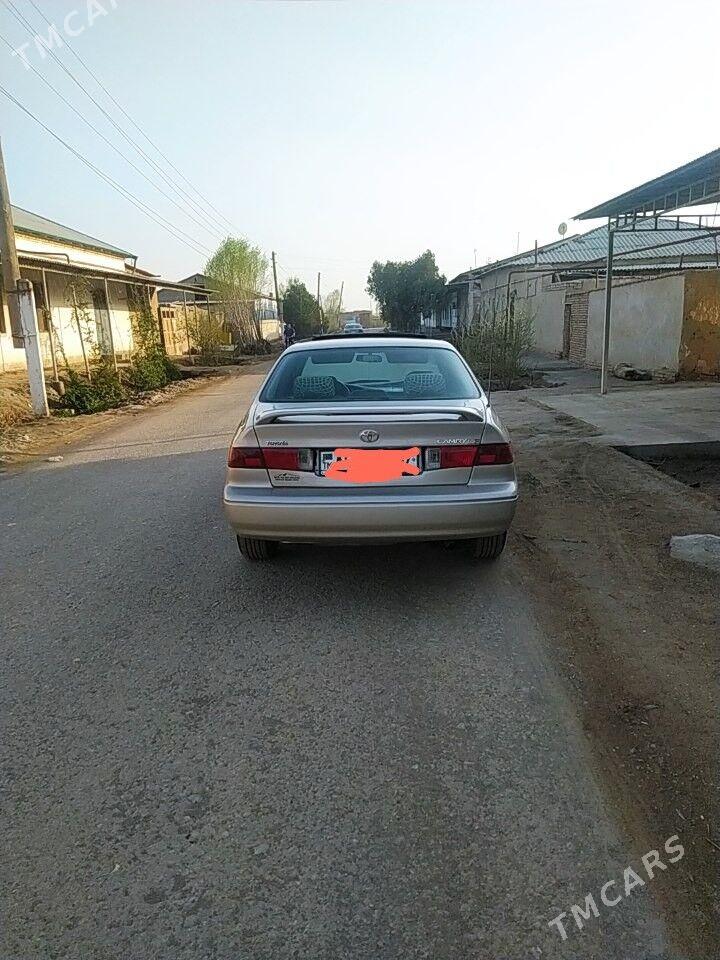 Toyota Camry 1999 - 135 000 TMT - Шабатский этрап - img 1