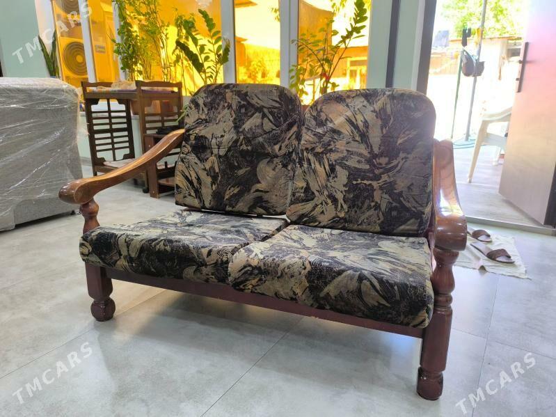 ТРОЙКА КРАСНОЕ ДЕРЕВО - Ашхабад - img 1