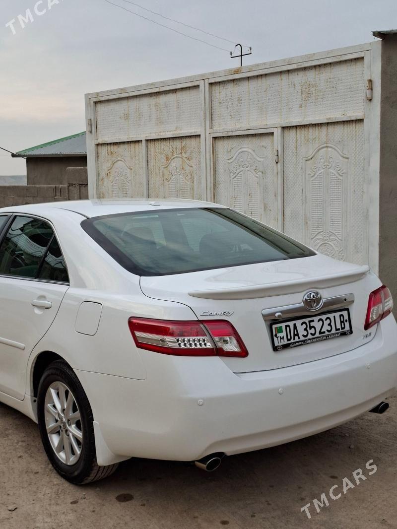 Toyota Camry 2010 - 270 000 TMT - Магданлы - img 1