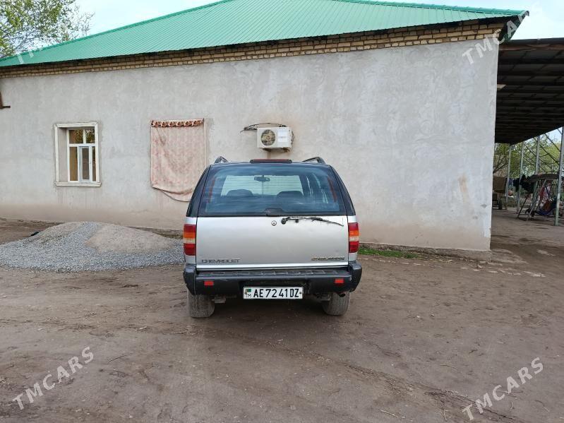 Chevrolet Blazer 1996 - 36 000 TMT - Гурбансолтан Едже - img 1
