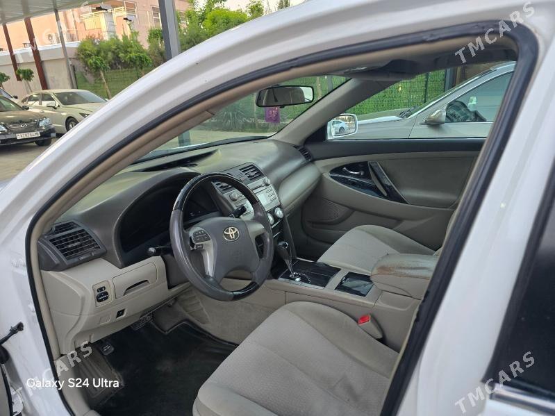 Toyota Camry 2010 - 190 000 TMT - Мары - img 1