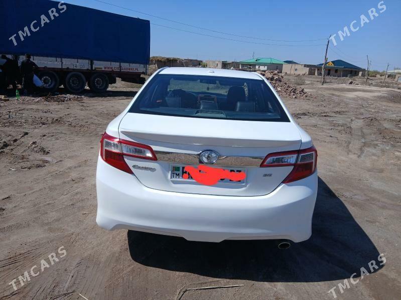 Toyota Camry 2012 - 230 000 TMT - Gubadag - img 1