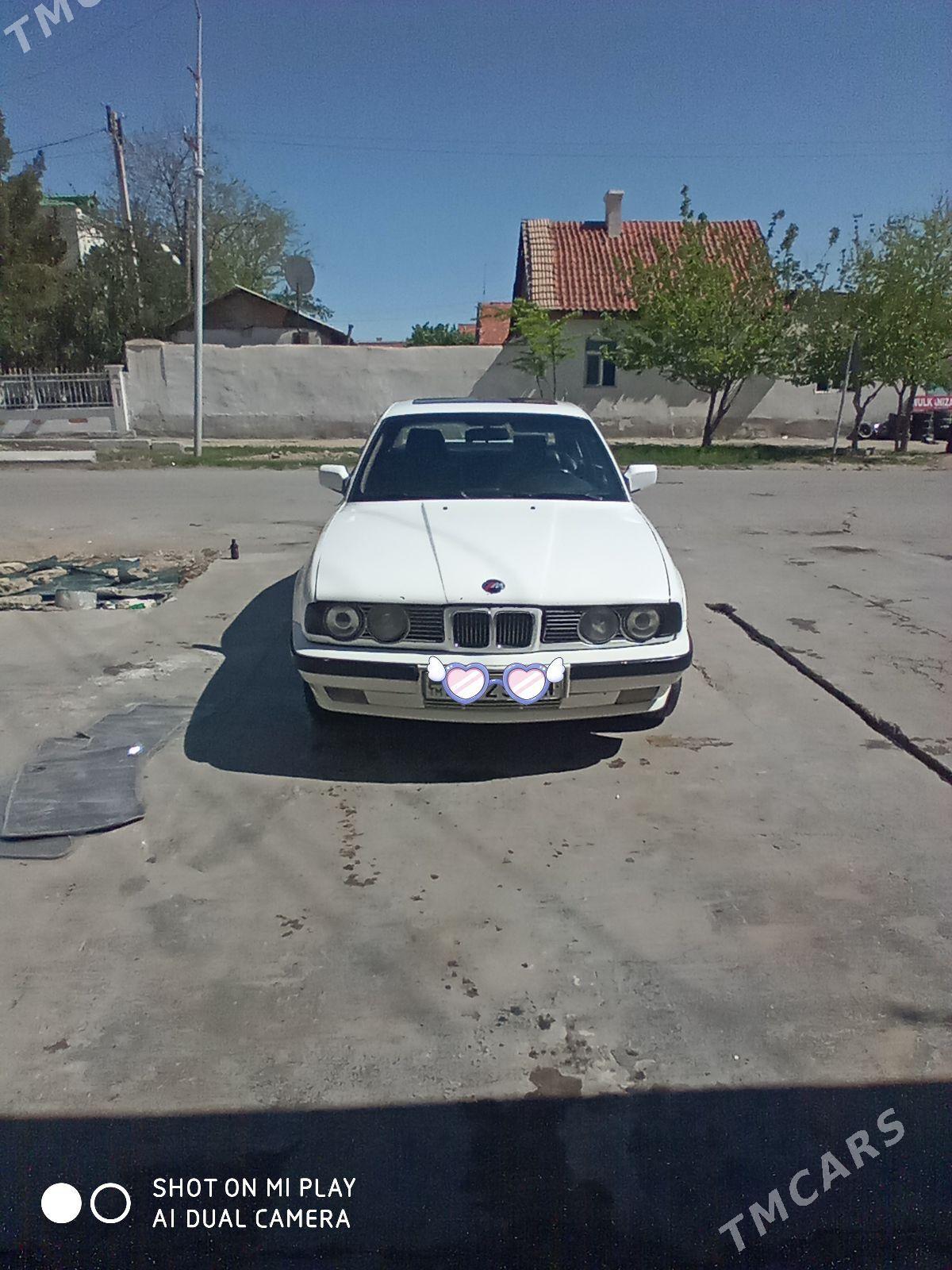 BMW 525 1992 - 65 000 TMT - Балканабат - img 1