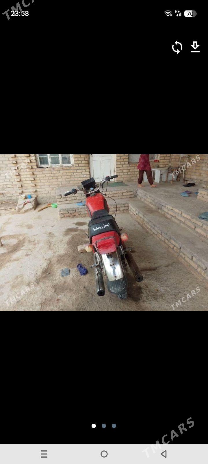 Iž Planeta 2014 - 9 400 TMT - Baýramaly - img 1