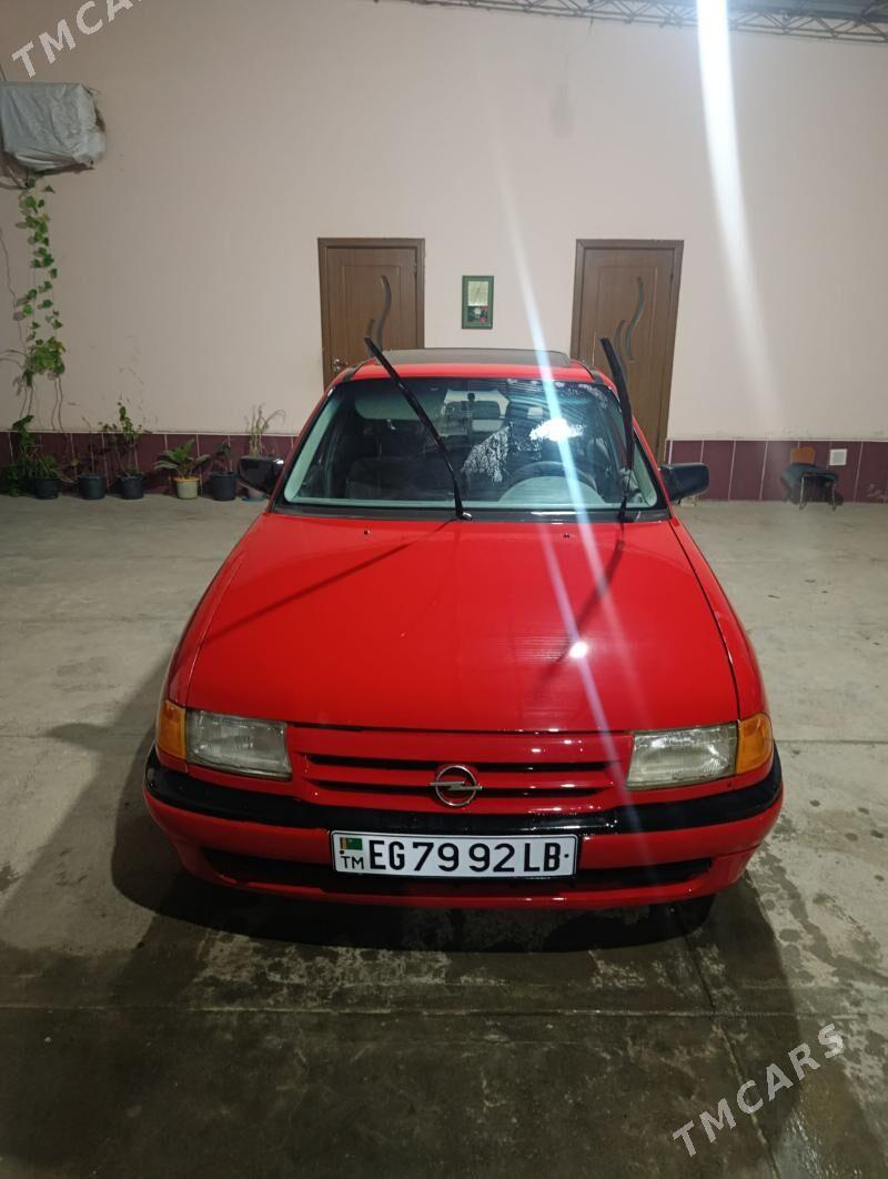 Opel Astra 1992 - 42 000 TMT - Sakar - img 1