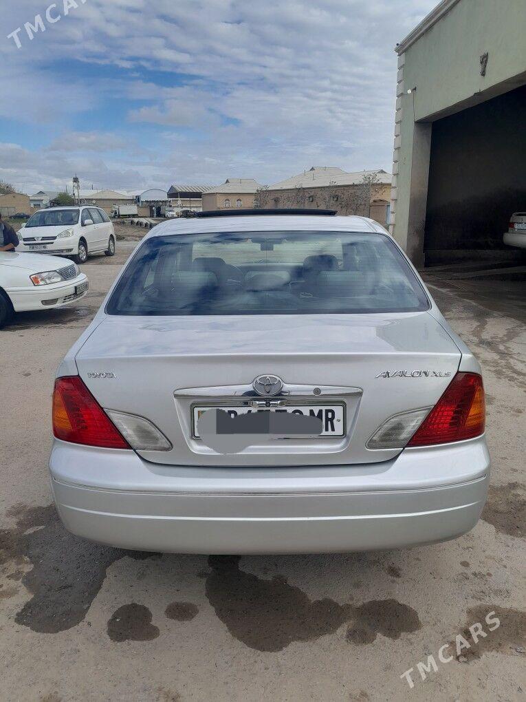 Toyota Avalon 2001 - 230 000 TMT - Мары - img 1